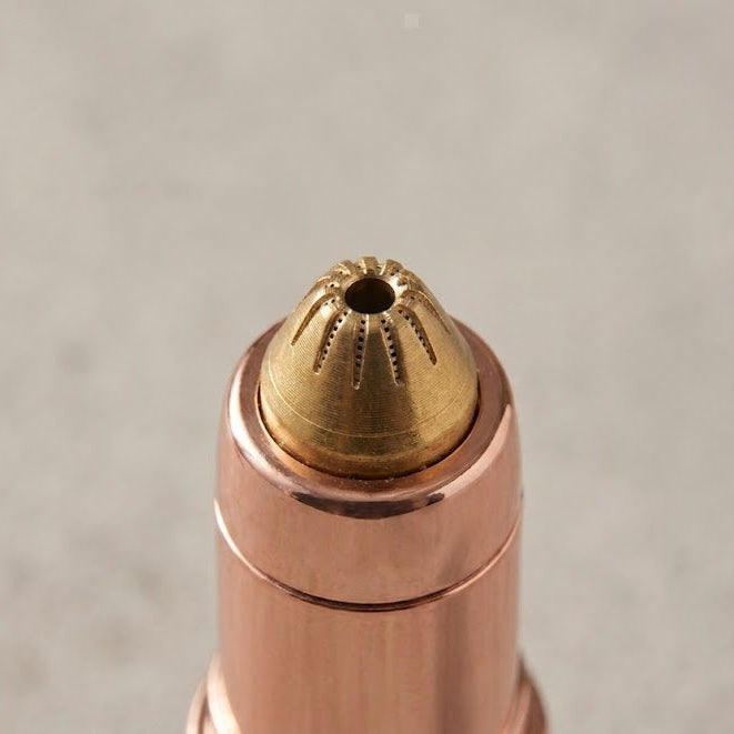 Close-up of Purelia's dual-edge precision cutting head